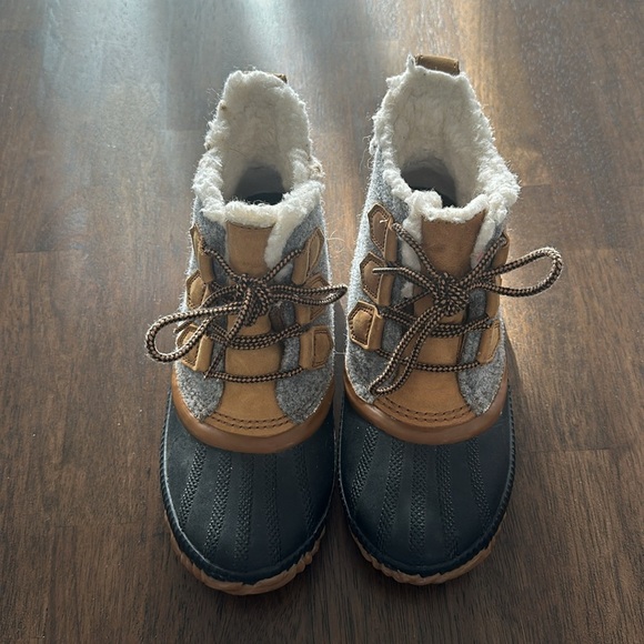 Sorel Shoes - Sorel Women's Out N About Plus Felt Ankle Boots Waterproof Duck Gray Size 6